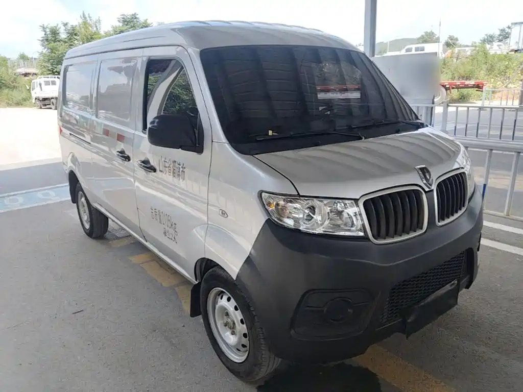 Jinbei Little Sea Lion X30 2023 2023 1.5L Super Comfort Van 2/5 Seats Non-AC SWC15M