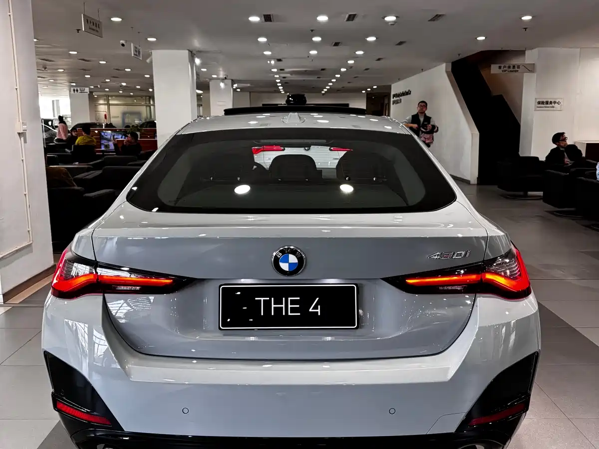 BMW 4 Series фото 7