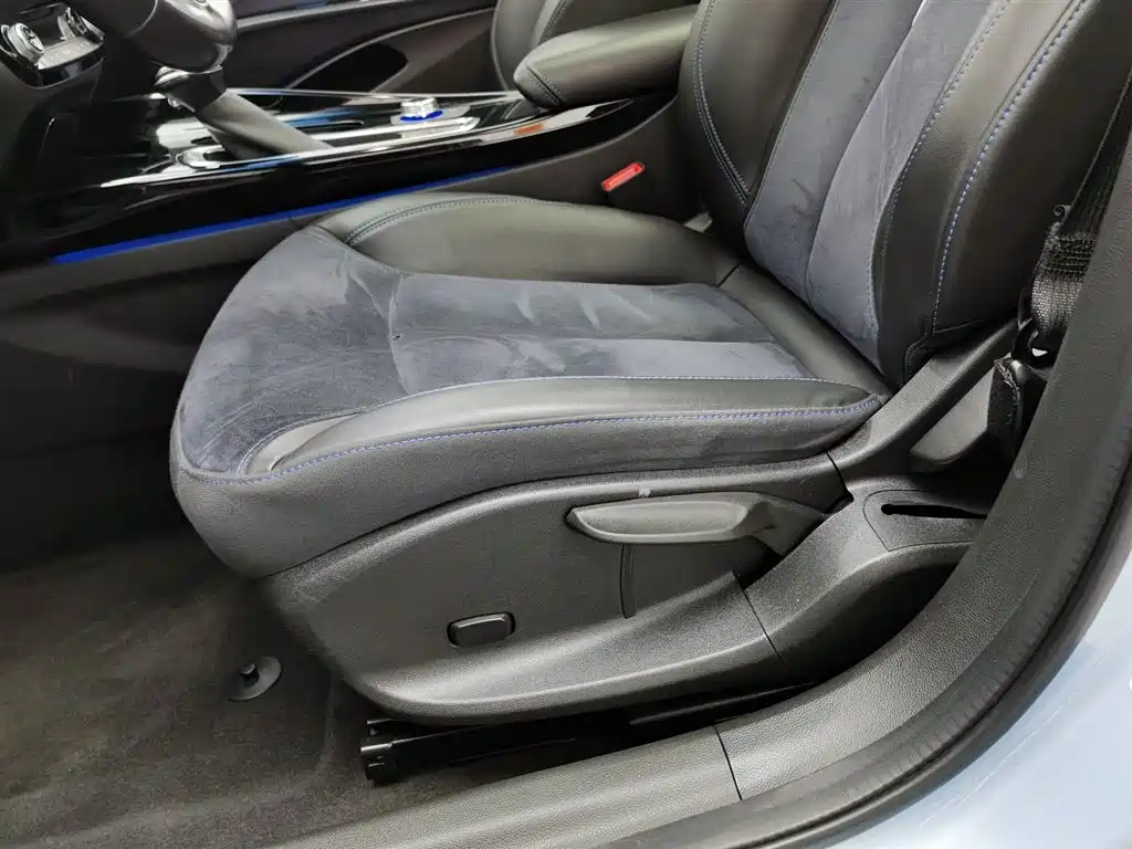 BUICK SLIGHTLY BLUE 6