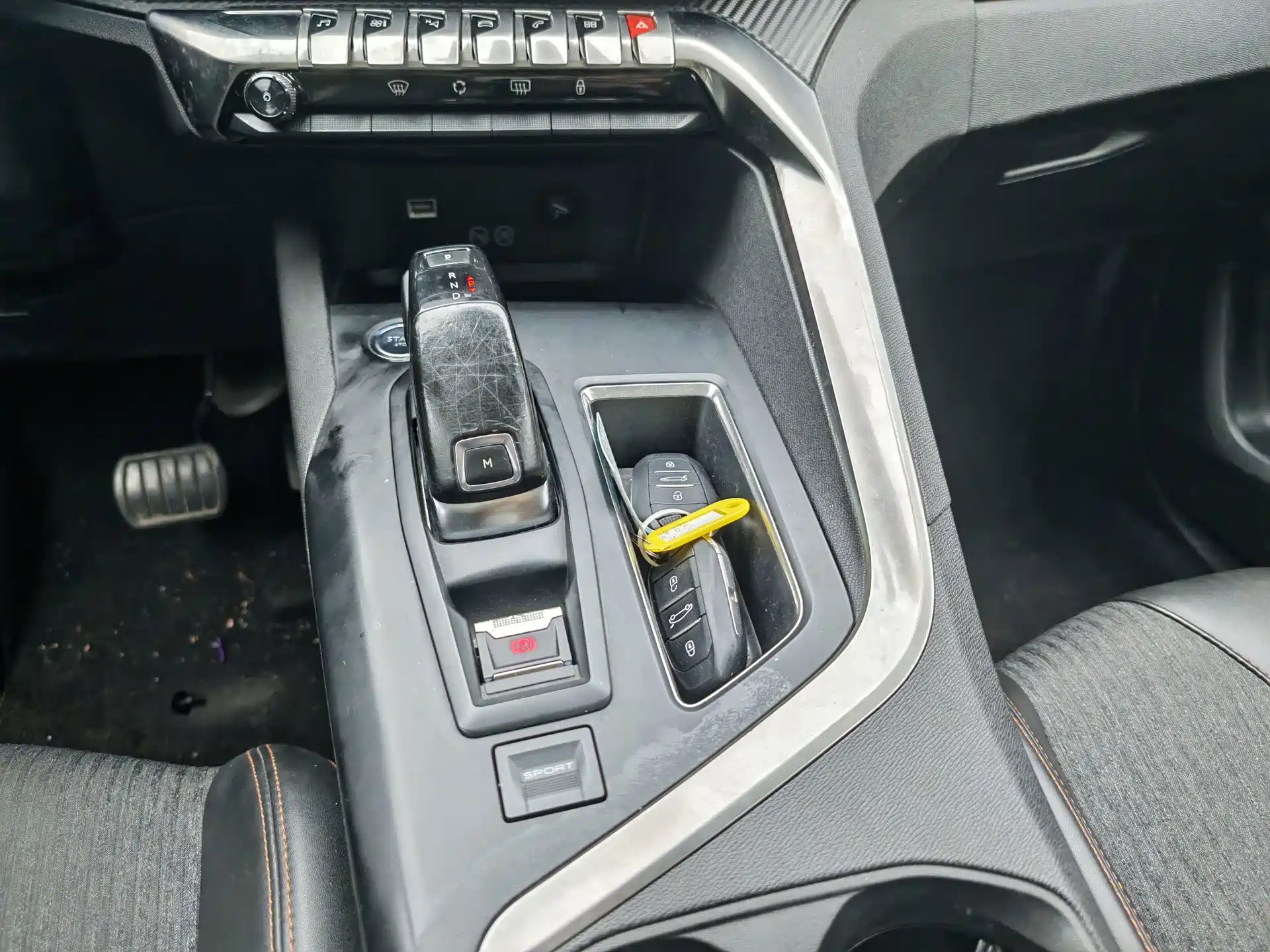 Фото 8 - Peugeot 4008