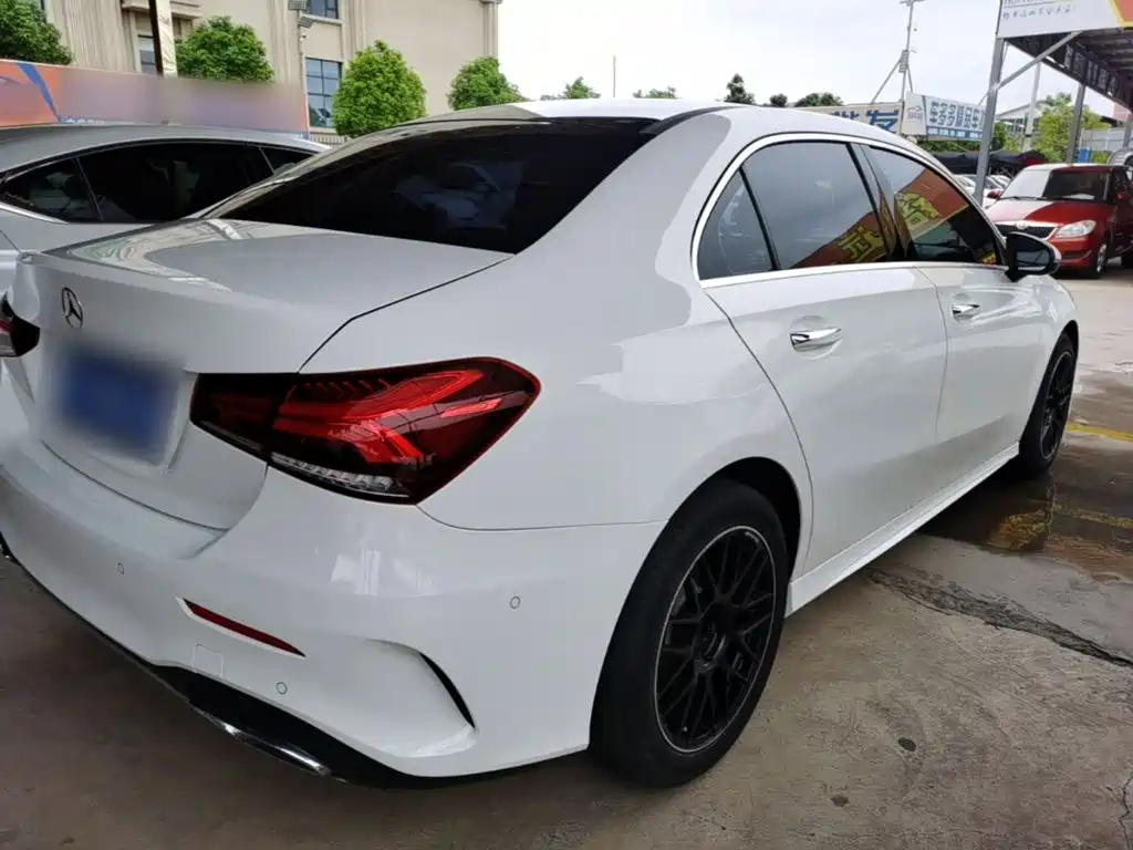 MERCEDES-BENZ CLASS A