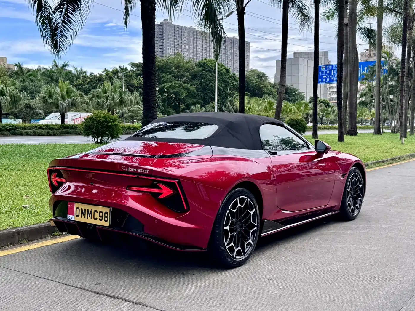 MG Cyberster 2024 2024 501km Charming Edition