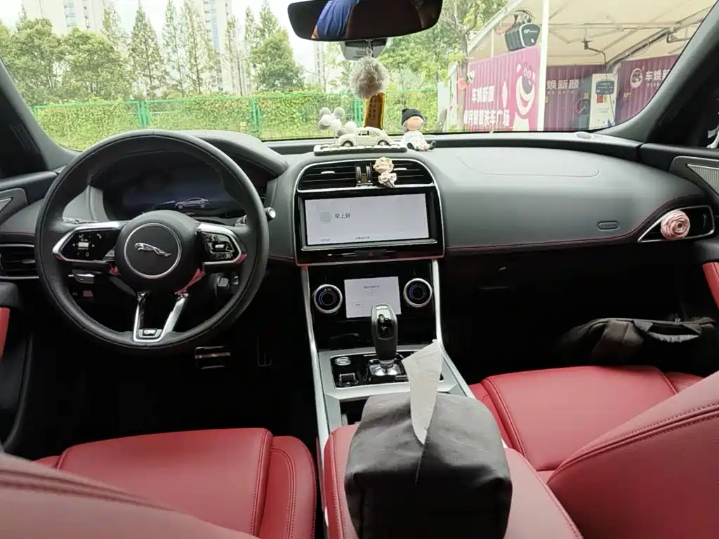 Jaguar XEL 2025 2025 2.0T 250PS R-DYNAMIC 90th Anniversary Edition