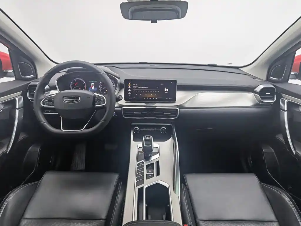 Photo 5 - Geely Binyue