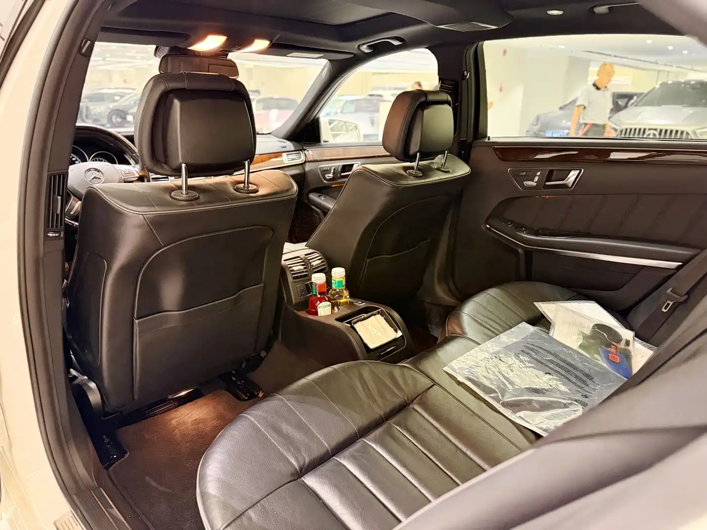 Mercedes-Benz E-Class 2015 E 320 L фото 8
