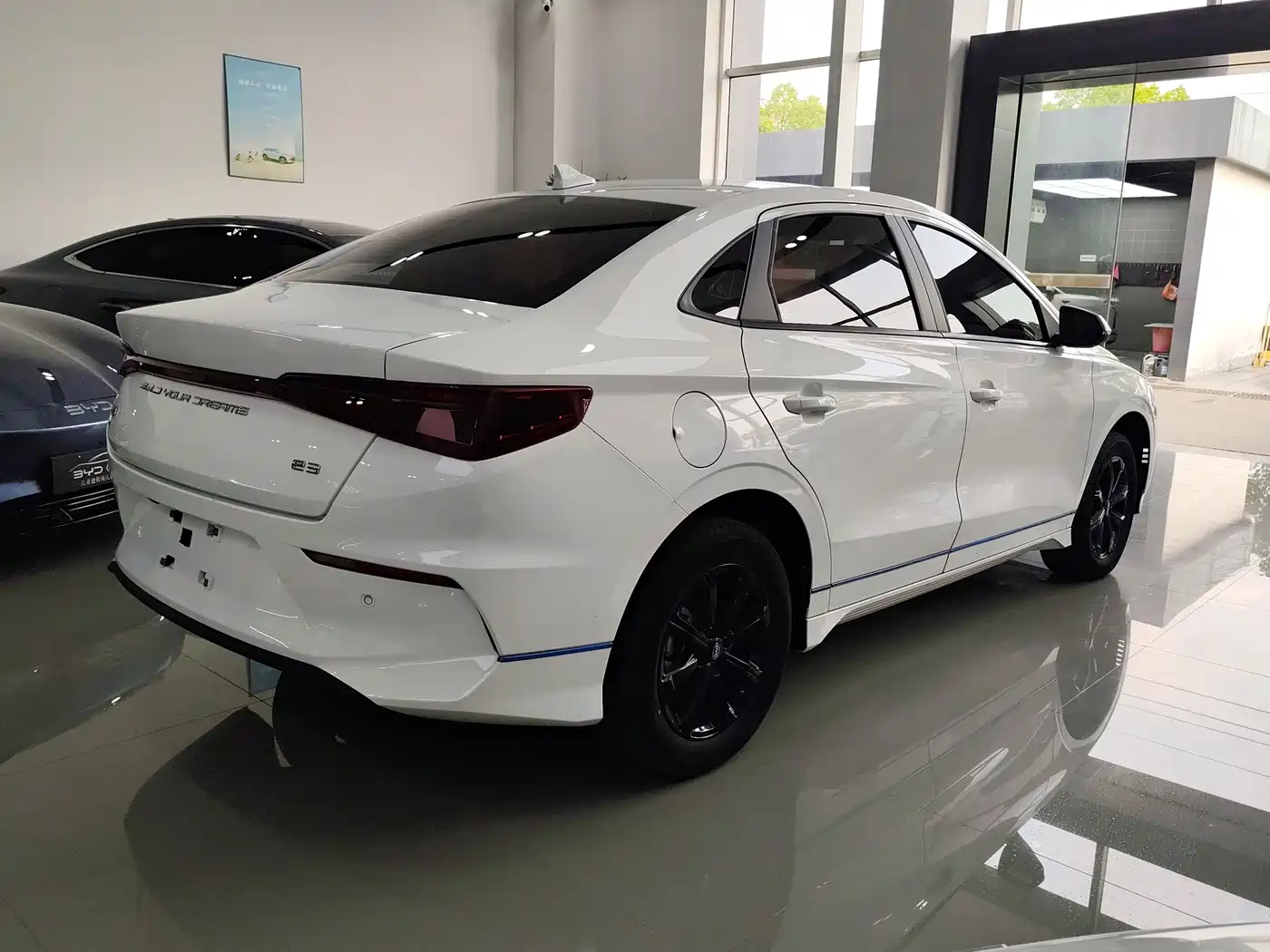 BYD e3 2024 2021 Upgraded Edition Long Range Luxury