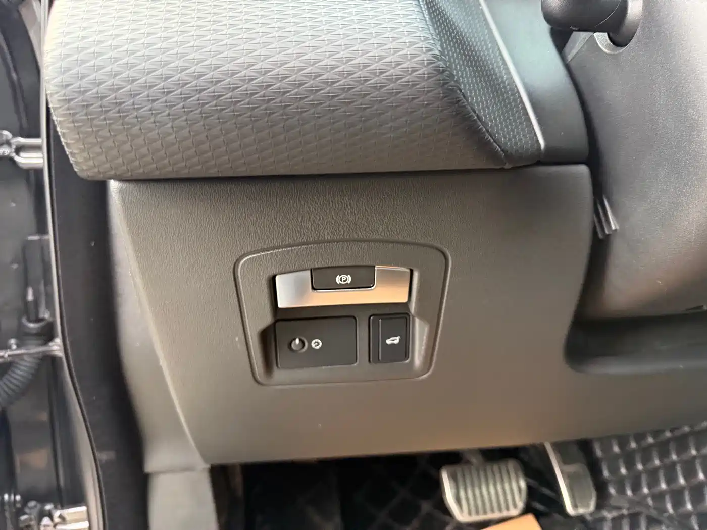 Land Rover Range Rover Velar 2019 250PS R-DYNAMIC S фото 22