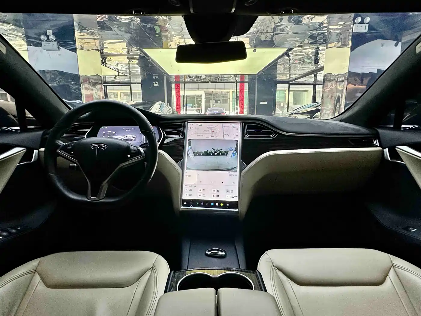 TESLA MODEL S