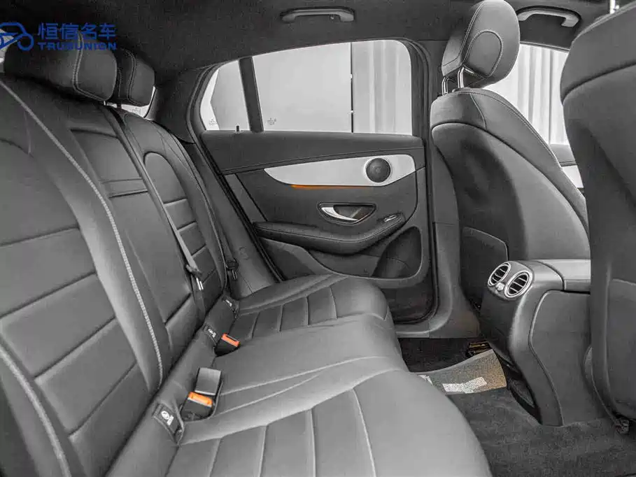 Mercedes-Benz GLC Coupe 2019 GLC 200 4MATIC Coupe SUV фото 16