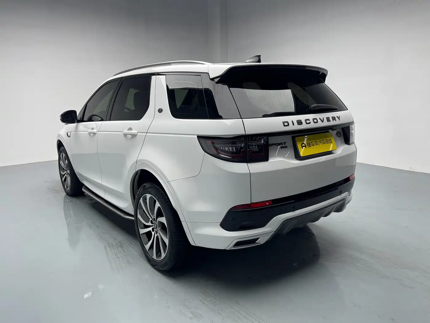 LAND ROVER DISCOVER SPORTS