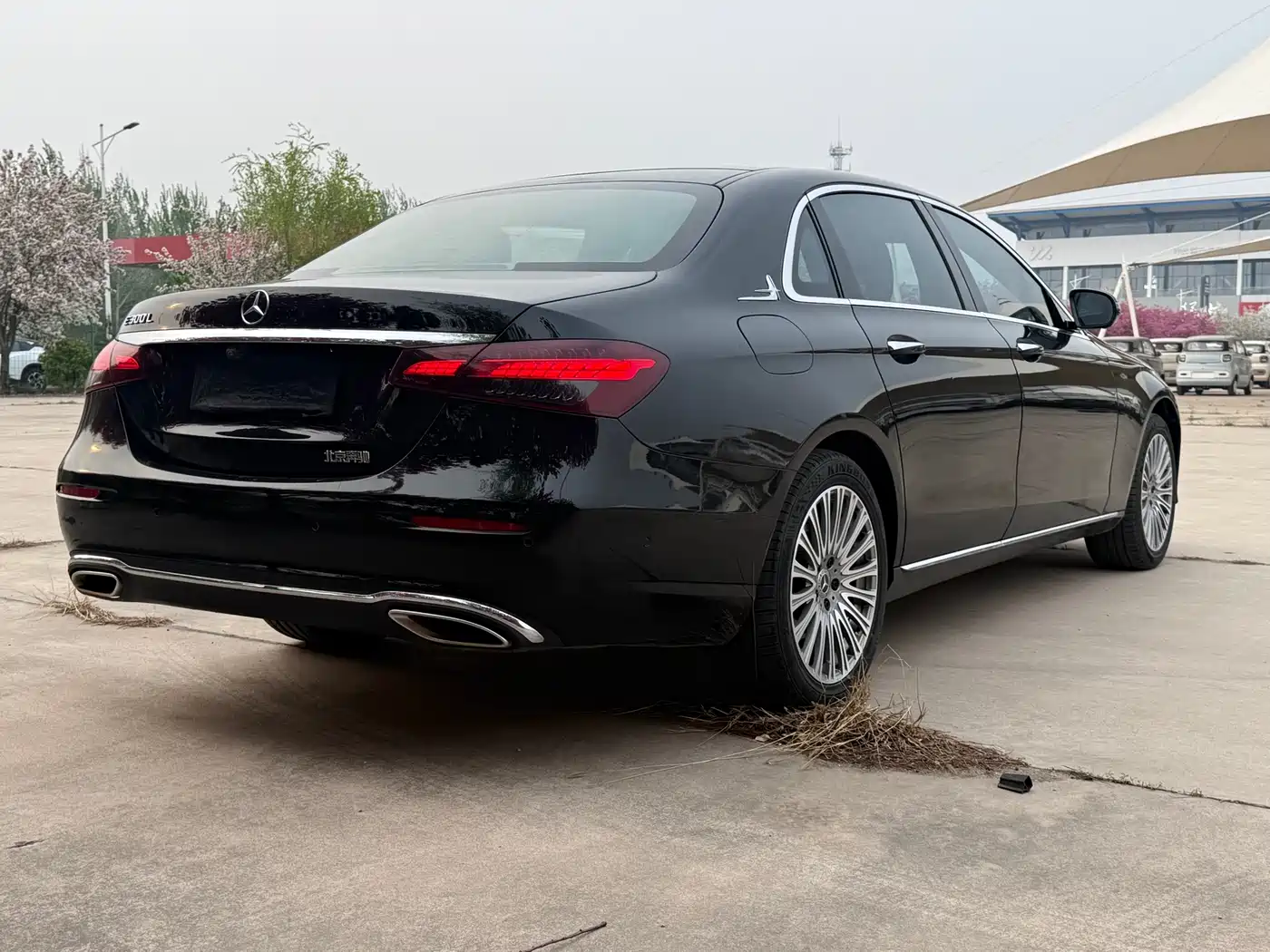 MERCEDES-BENZ E CLASS