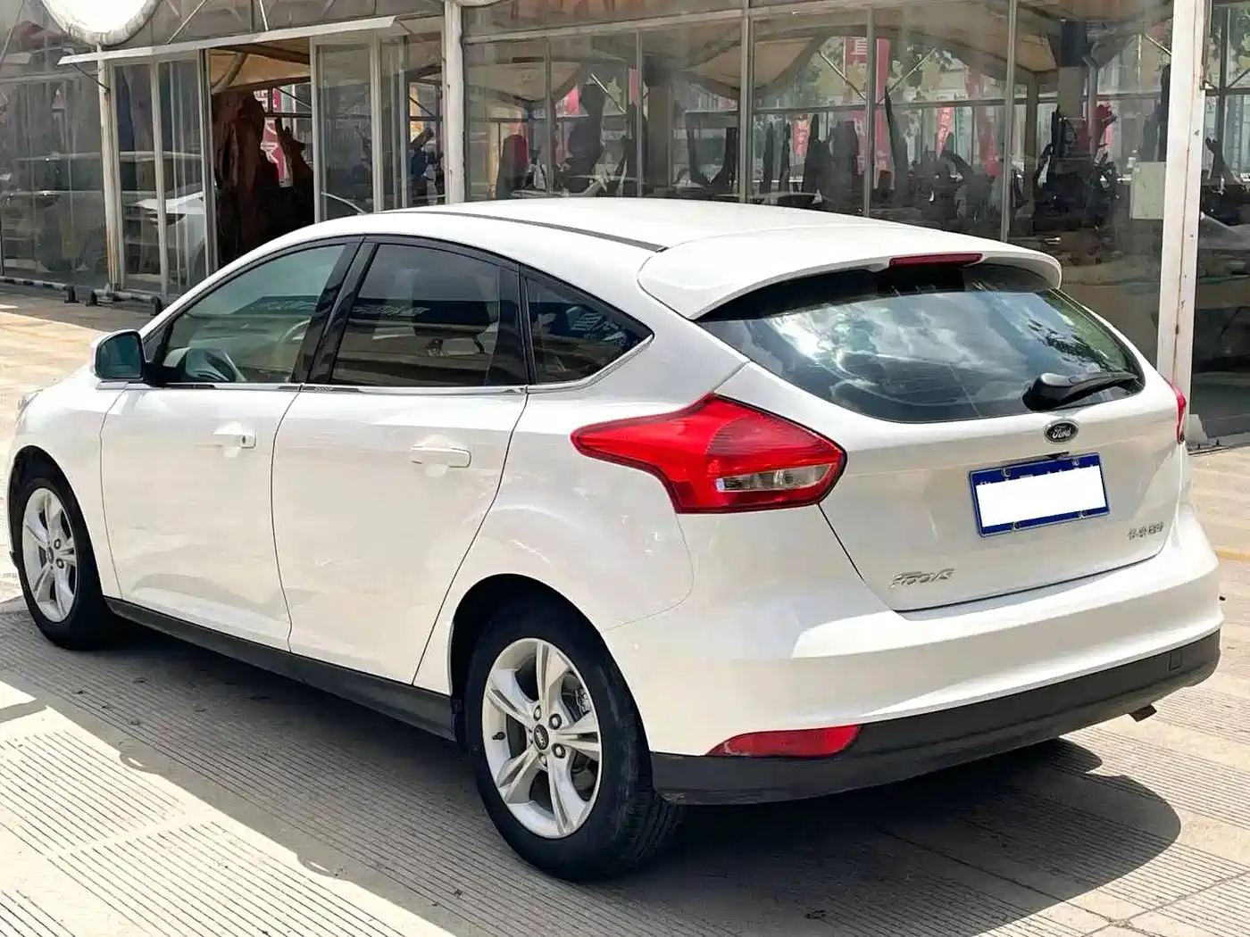 Photo 7 - Ford Focus