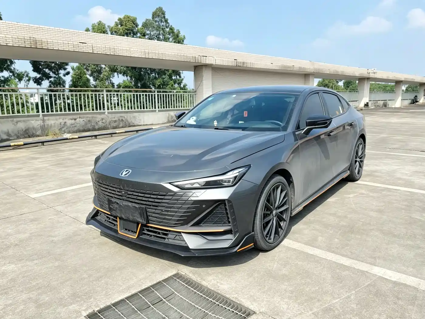 Changan Changan UNI-V 2022 1.5T Sport Edition