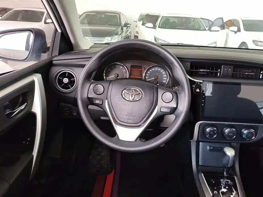 Toyota Corolla 2017 Facelift 1.2T S-CVT GL-i фото 11