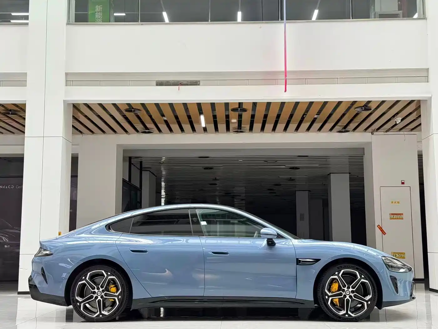 XIAOMI CAR XIAOMI SU7