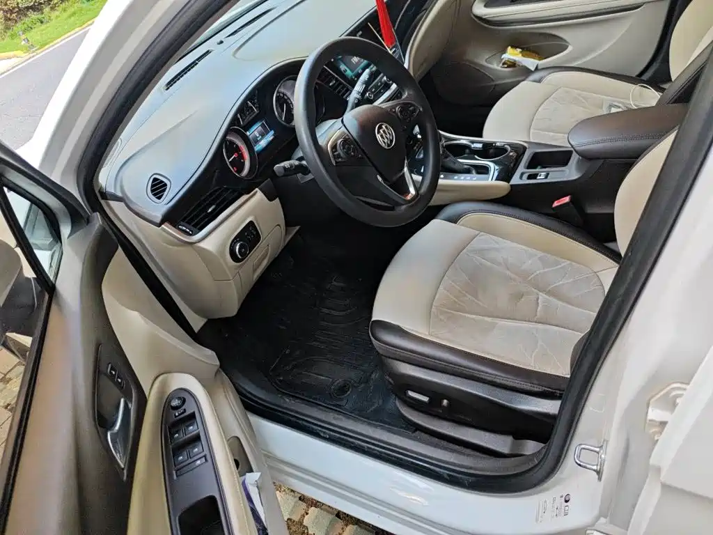 Фото 17 - Buick Verano