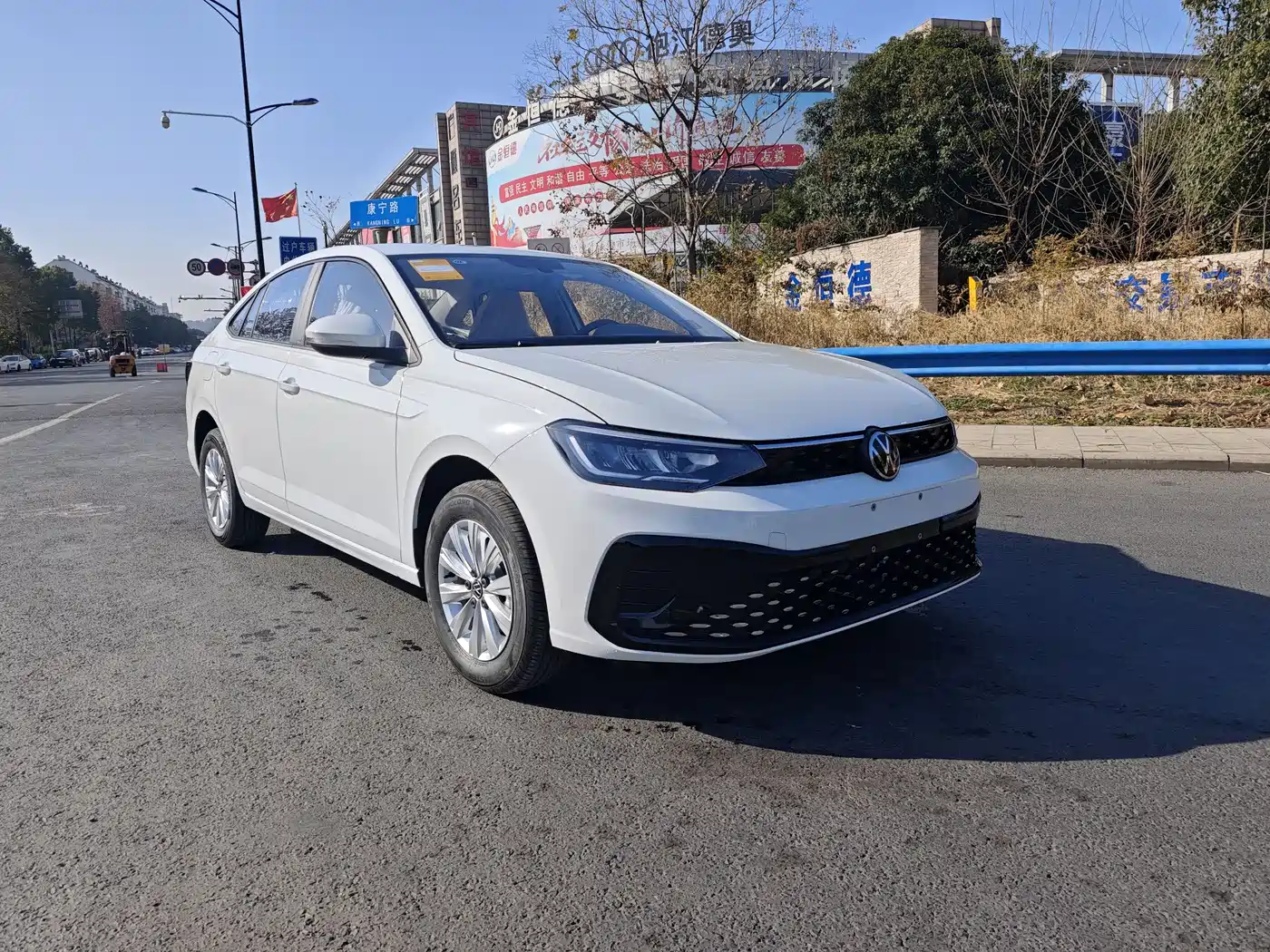 Volkswagen Lavida 2025 New Edge 1.5L Outstanding New Ease фото 3