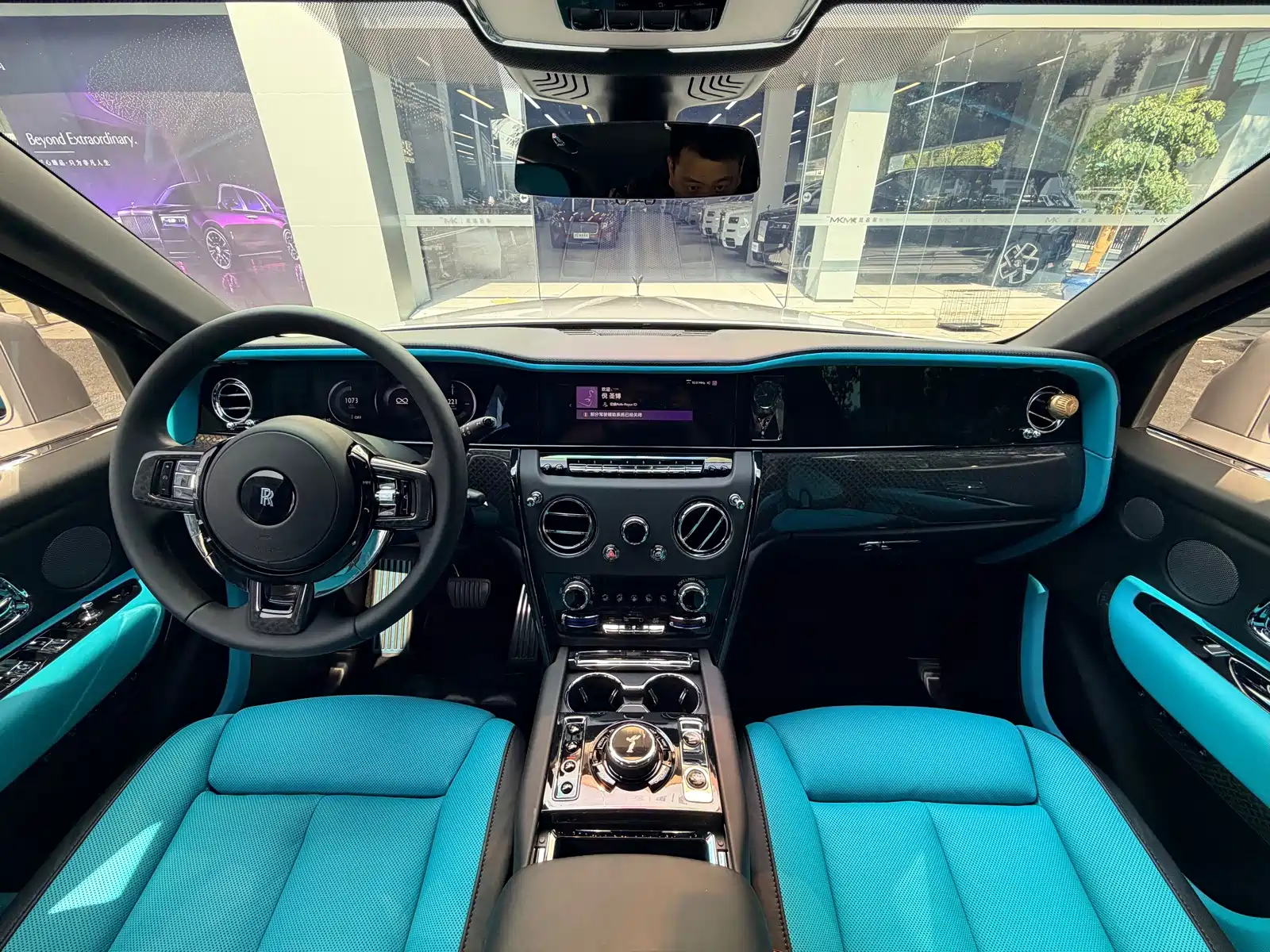 Фото 5 - Rolls-Royce Cullinan