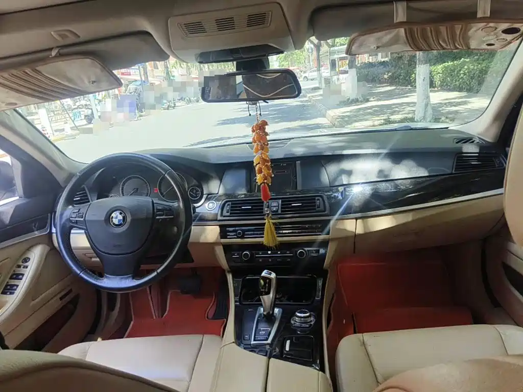 Фото 10 - BMW 5 Series