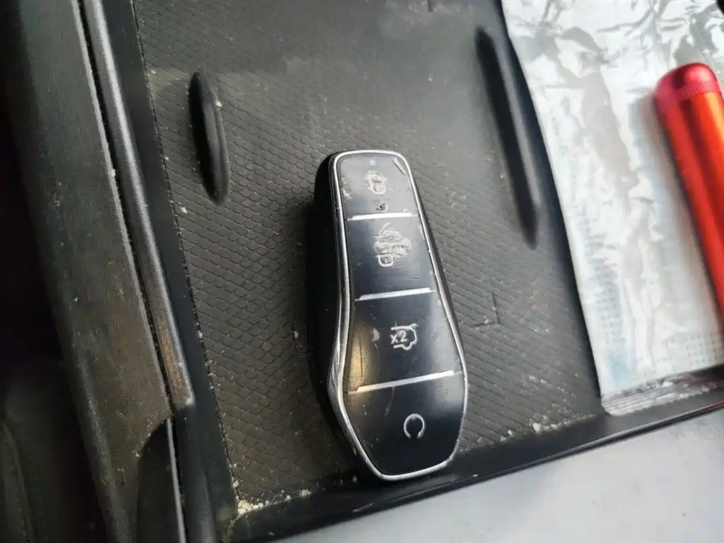 BYD Qin L 2025 EV 470KM Leading Edition фото 12