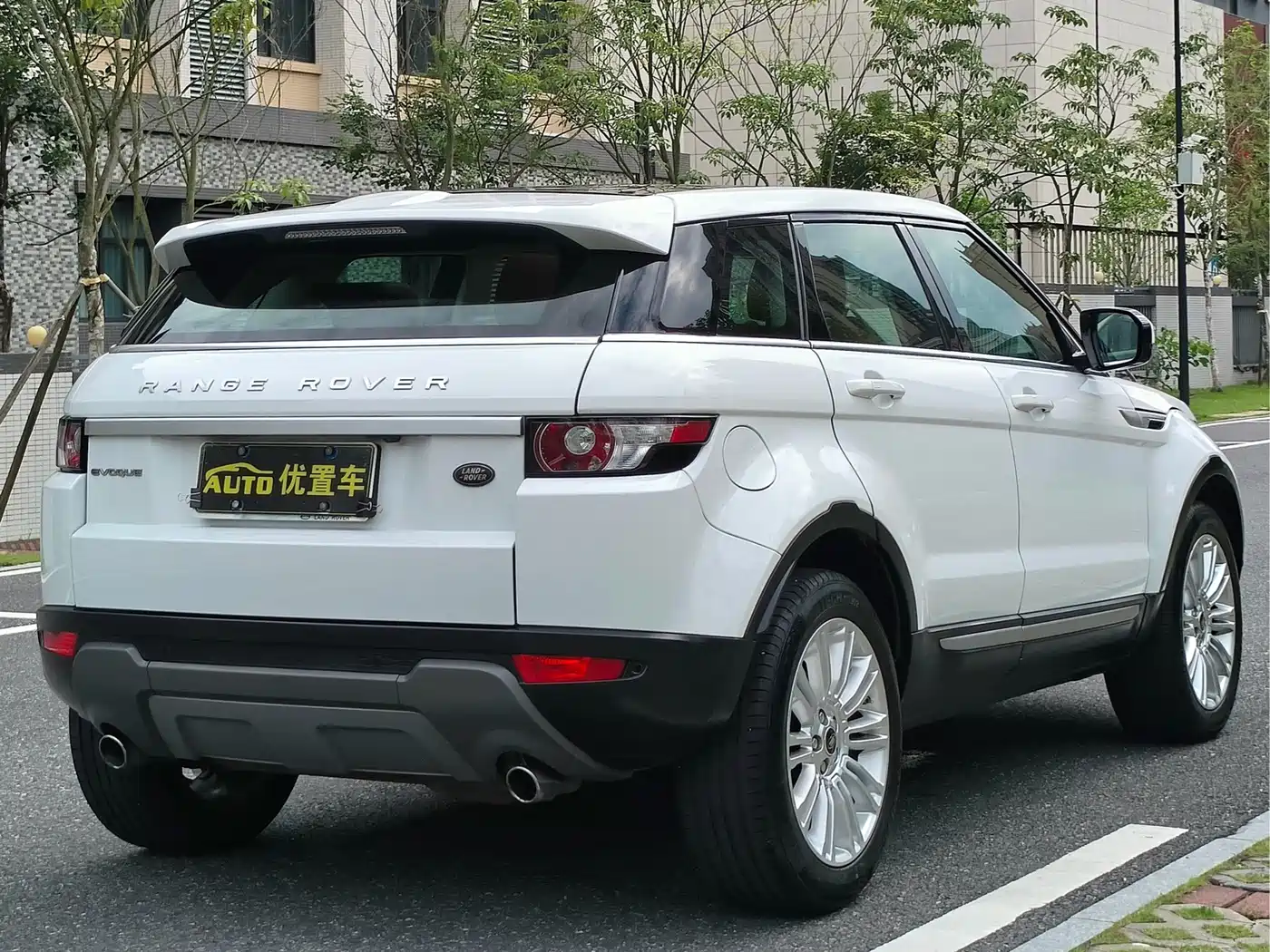 Land Rover Range Rover Evoque (Import) 2014 2013 Model 2.0T 5-door Brilliant Edition