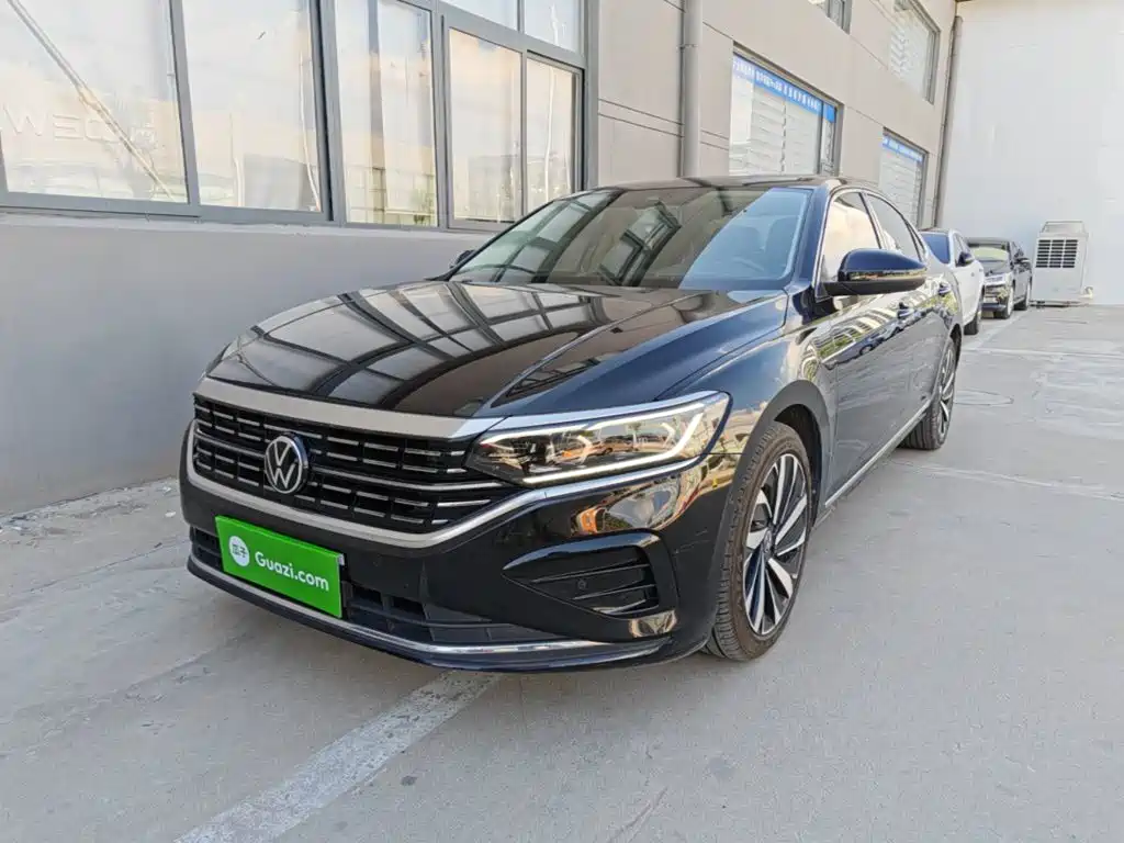 Photo 1 - Volkswagen Passat