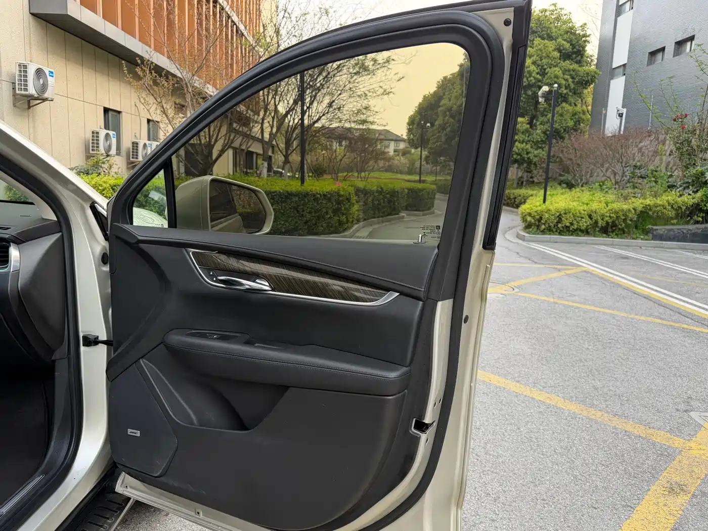 Cadillac XT5 2016 25T Luxury Model фото 7