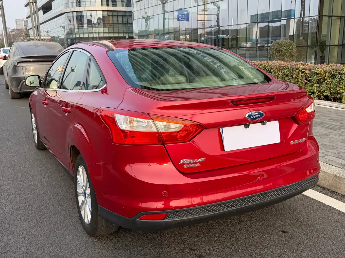 Фото 12 - Ford Focus