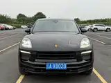Photo 2 - Porsche Macan