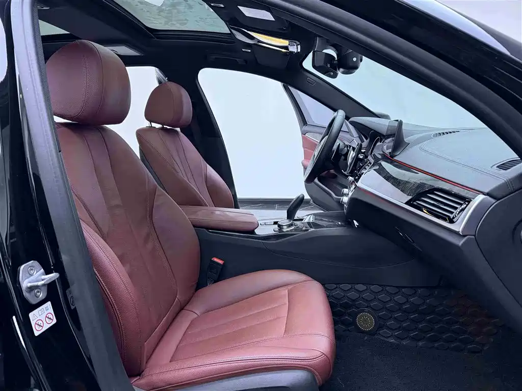 BMW 5 Series 2018 Facelift 530Li xDrive M Sport Package фото 9