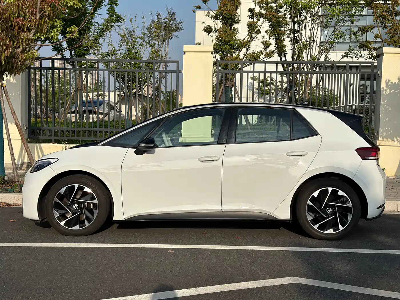 Volkswagen ID.3 2024 Outstanding Edition фото 3