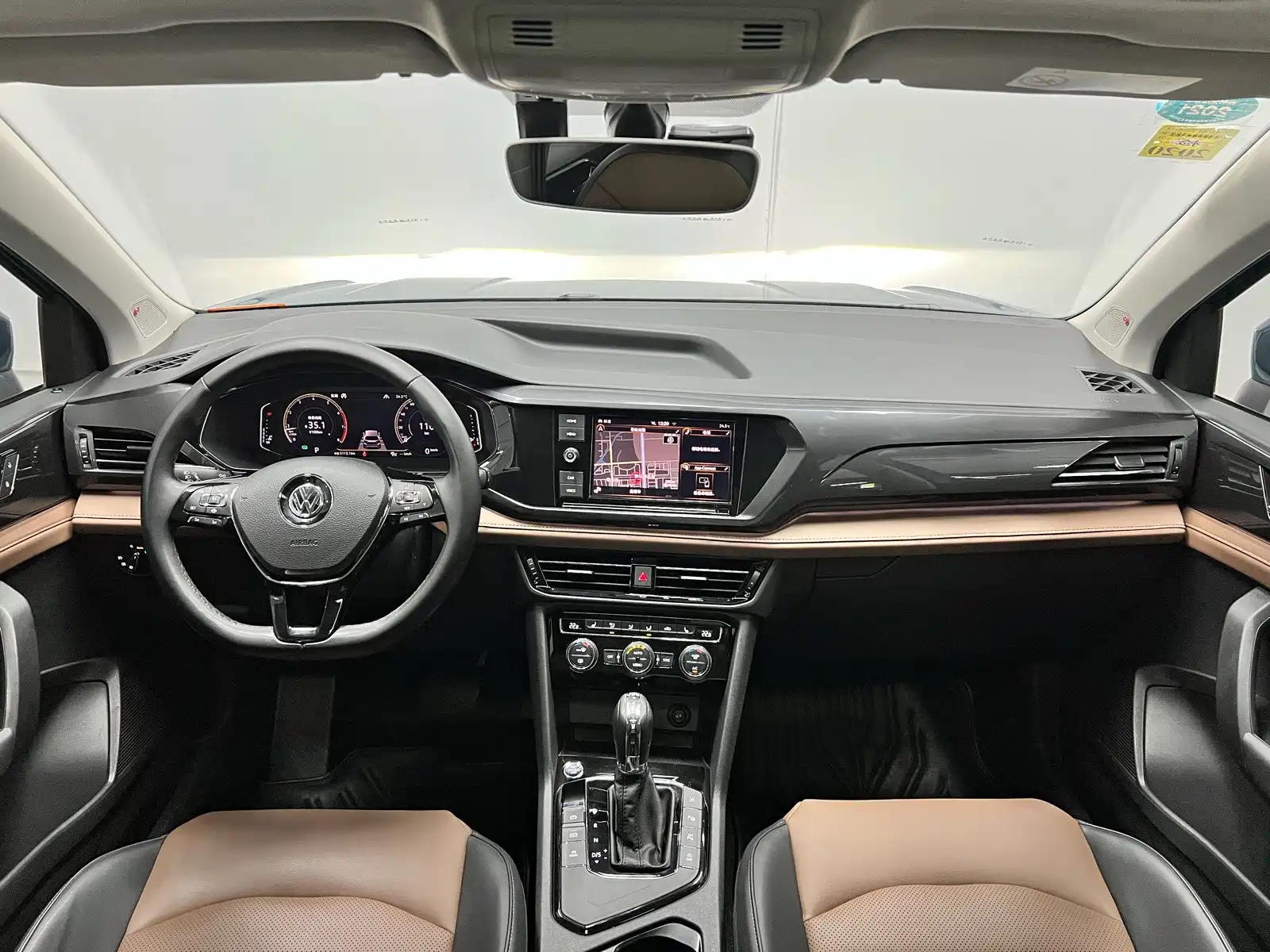 Фото 21 - Volkswagen Tharu