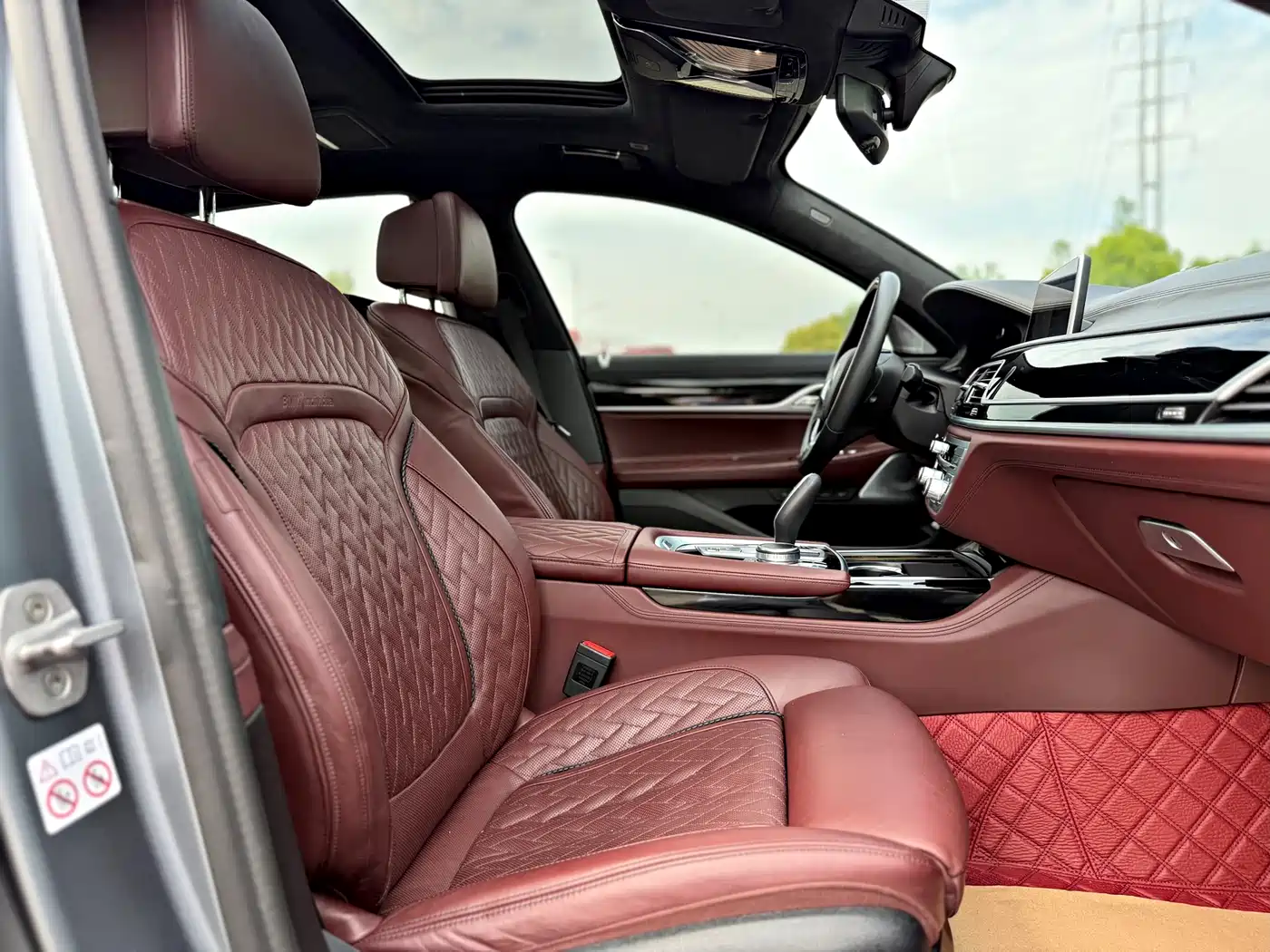BMW 7 Series 2019 Facelift 740Li xDrive Executive Luxury Package фото 15