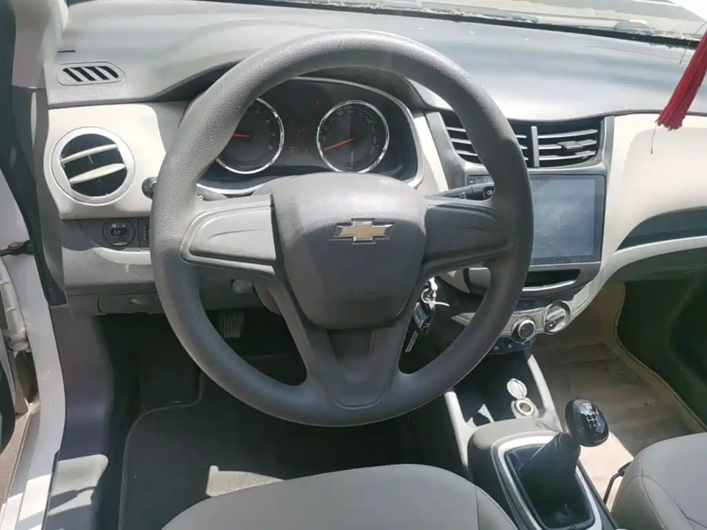 Chevrolet Sail 2018 Sail 3 1.3L Manual Comfort Sunroof фото 11