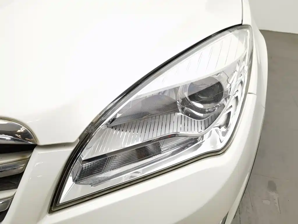 Фото 7 - Changan CS35