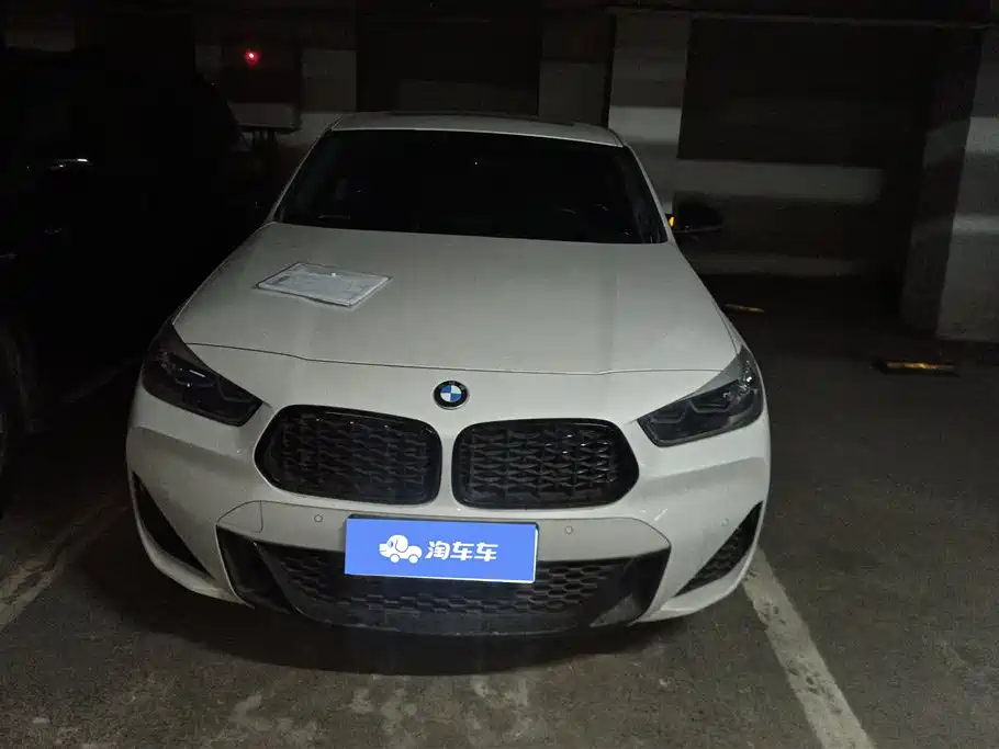 BMW X2