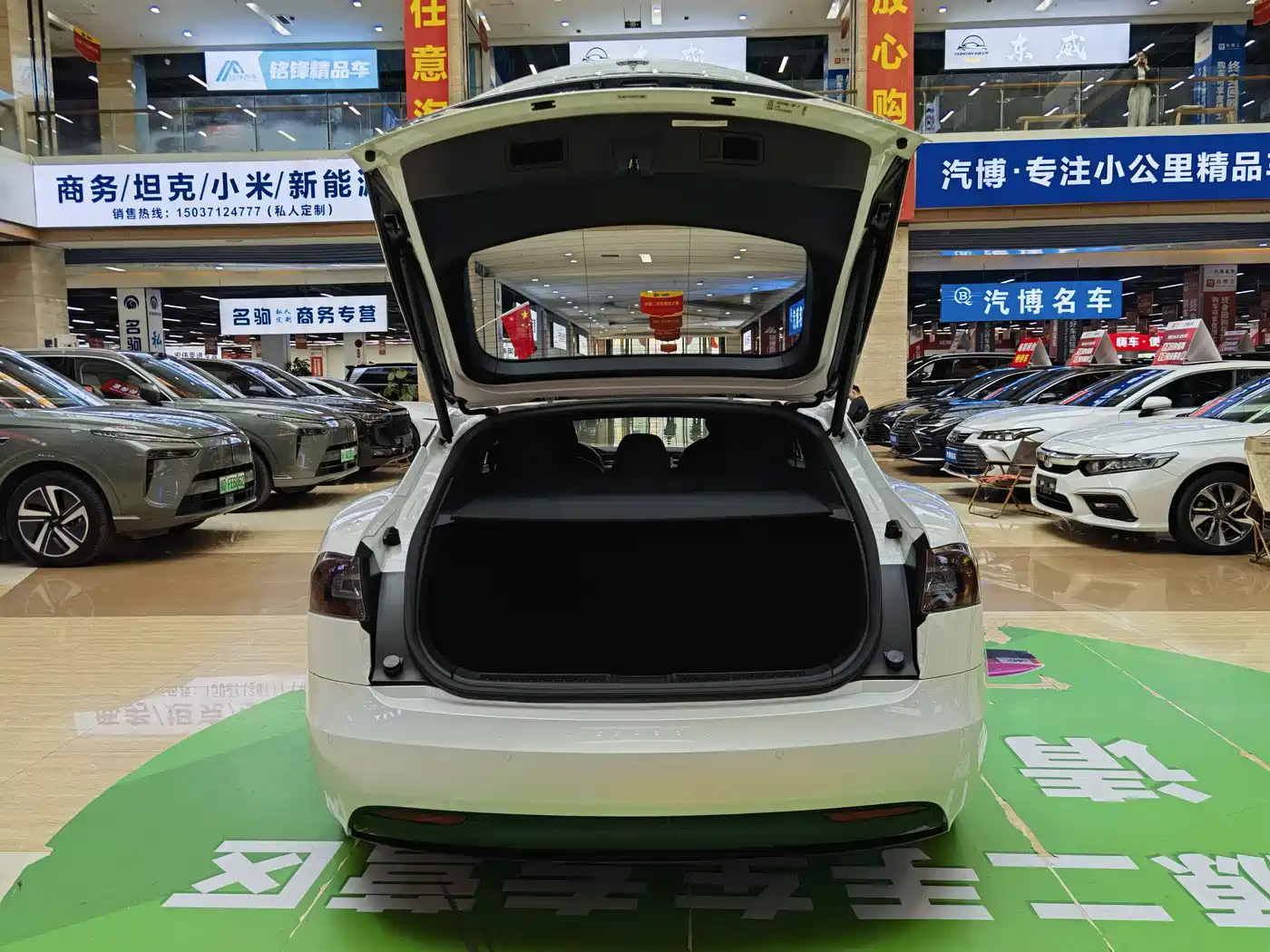 TESLA MODEL S