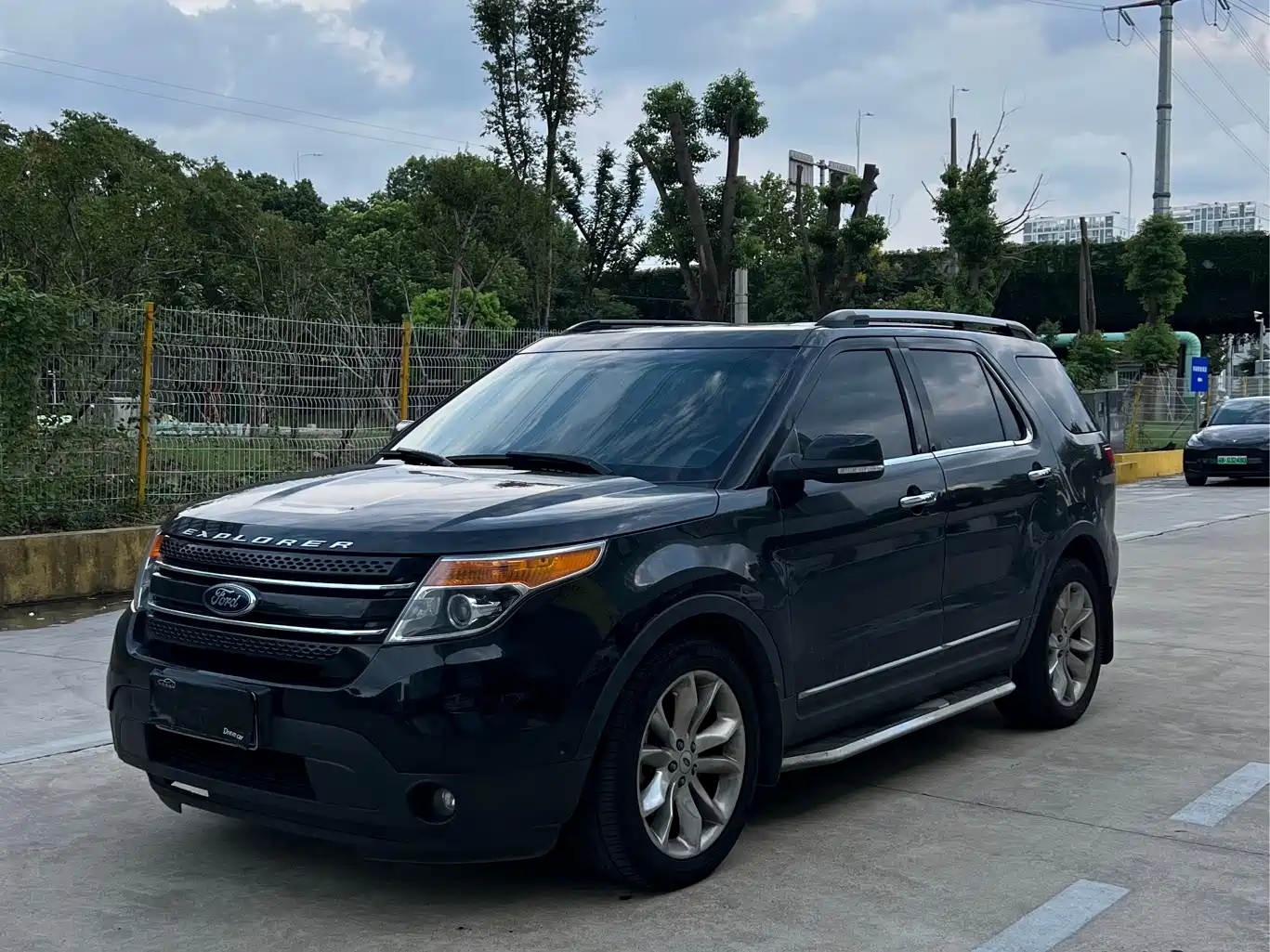 Ford Explorer (Import) 2015 2013 3.5L Premium Edition