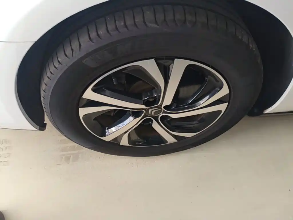 Photo 23 - Citroën C5