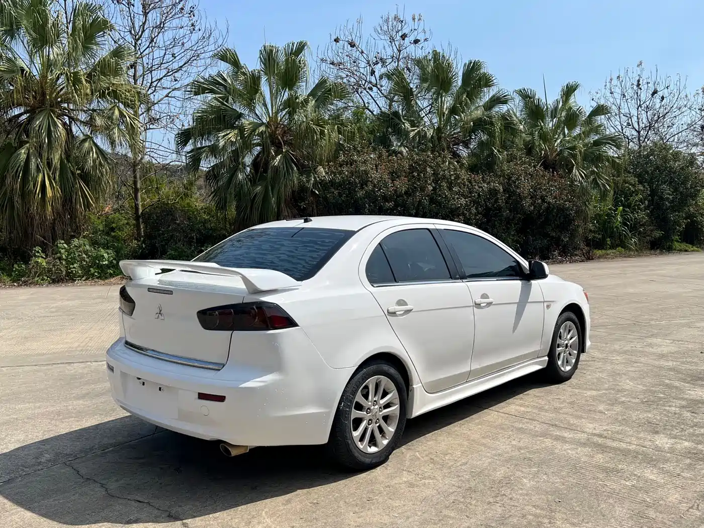 Mitsubishi Lancer EX 2012 New Year Edition 1.8L CVT Comfort фото 9