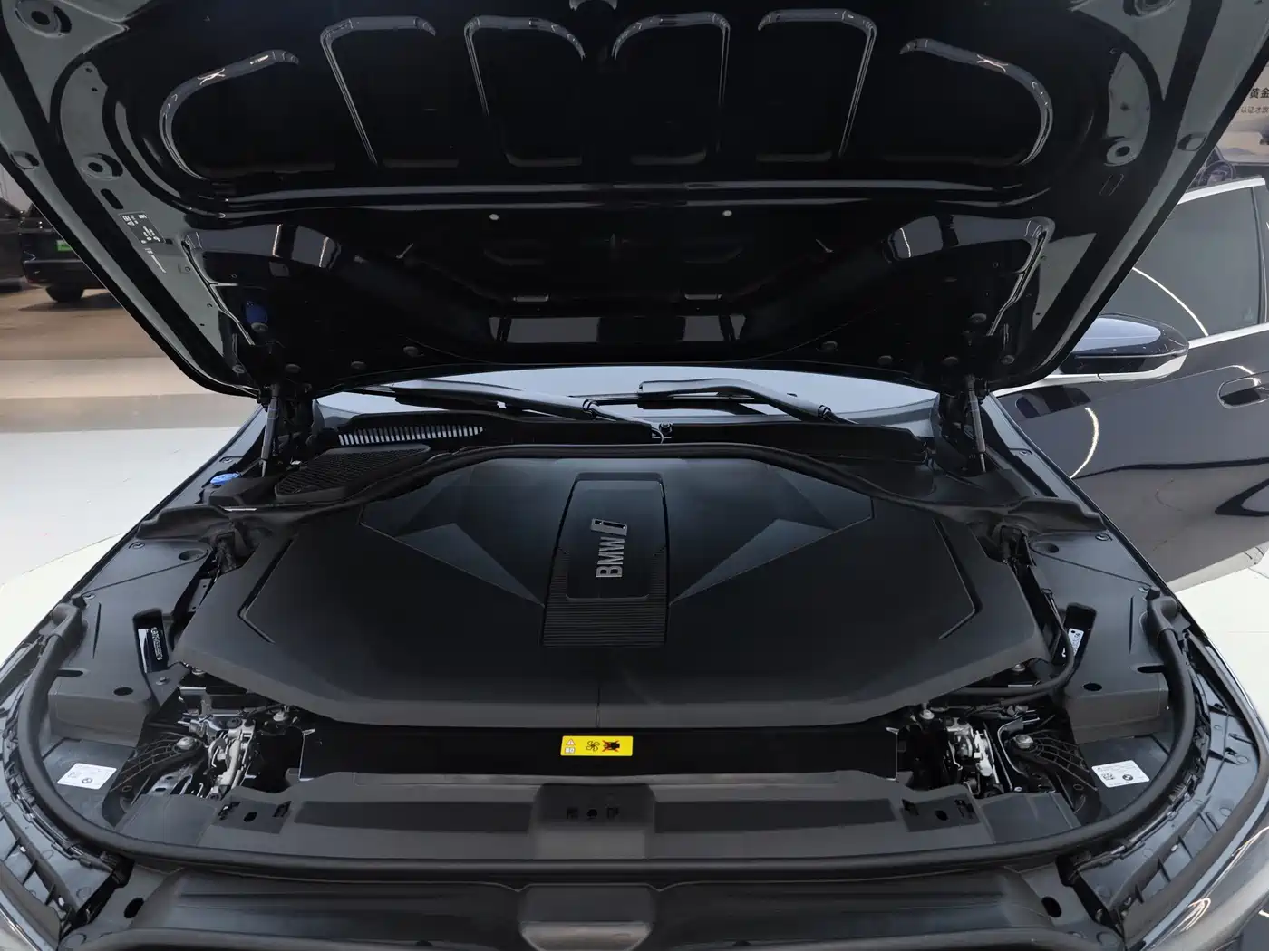 BMW i5 2025 2025 eDrive 35L M Sport Package