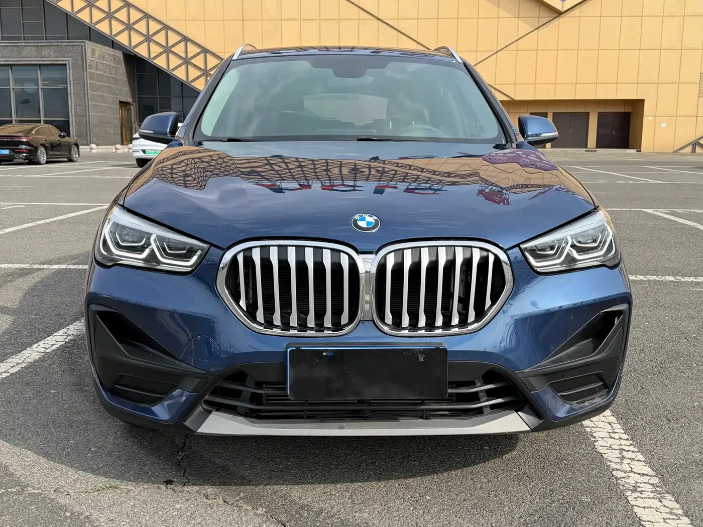 BMW X1 2021 sDrive20Li Fashion фото 2