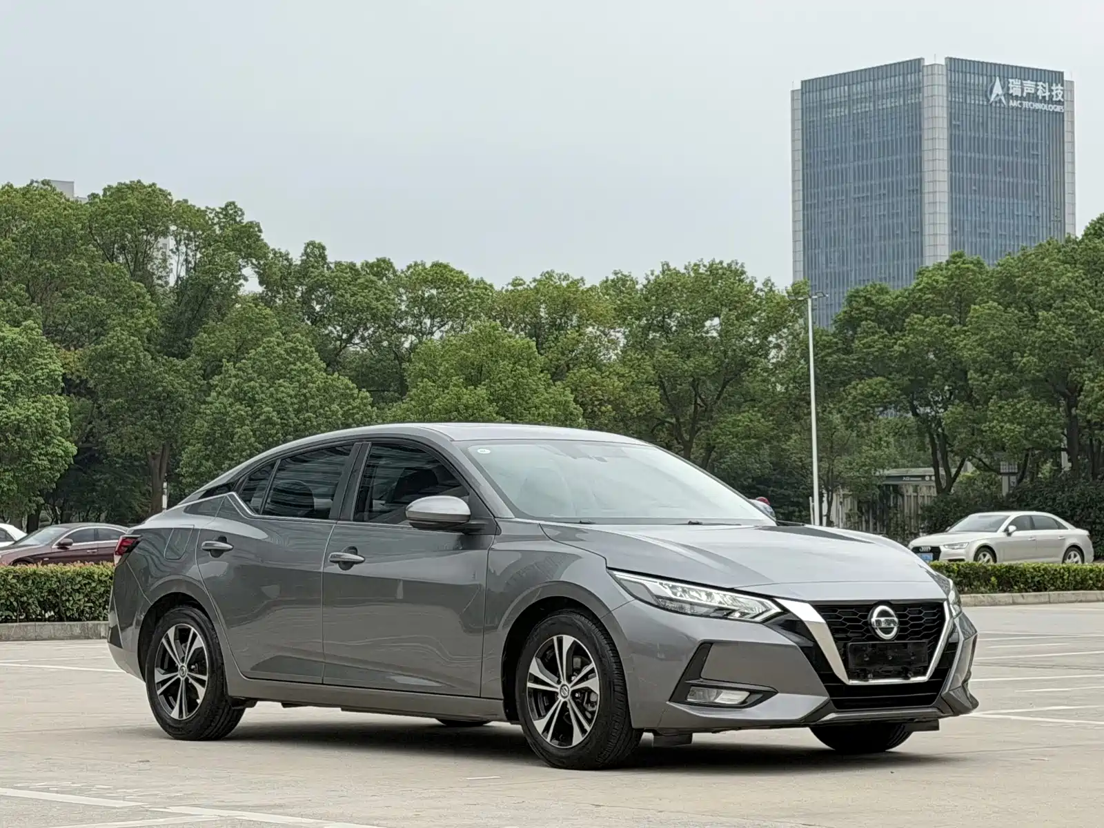 Фото 3 - Nissan Sylphy