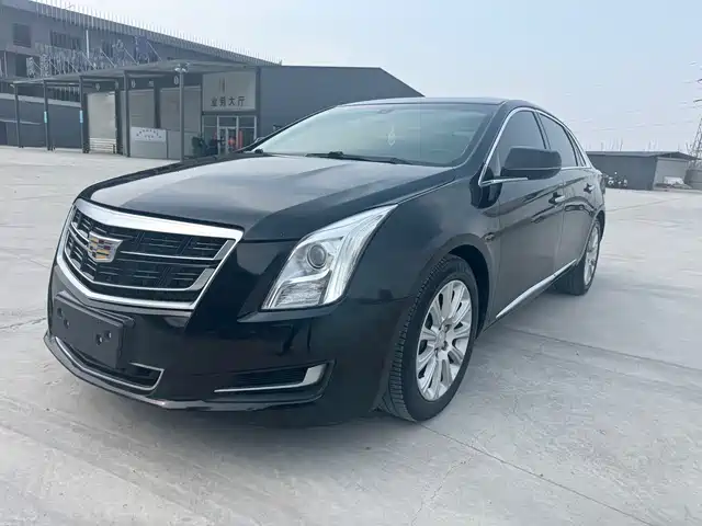 CADILLAC XTS