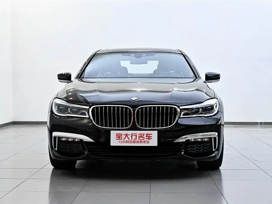 BMW 7 Series 2018 740Li xDrive Premium Type M Sport Package фото 3
