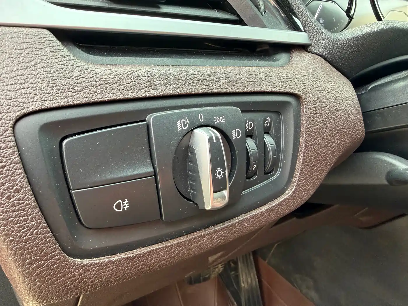BMW X1 2021 sDrive20Li Fashion фото 9