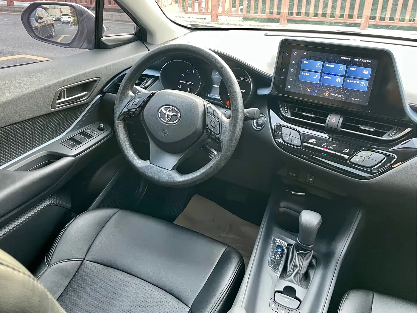 Toyota IZOA 2023 2.0L Yi-Xiang Edition фото 18