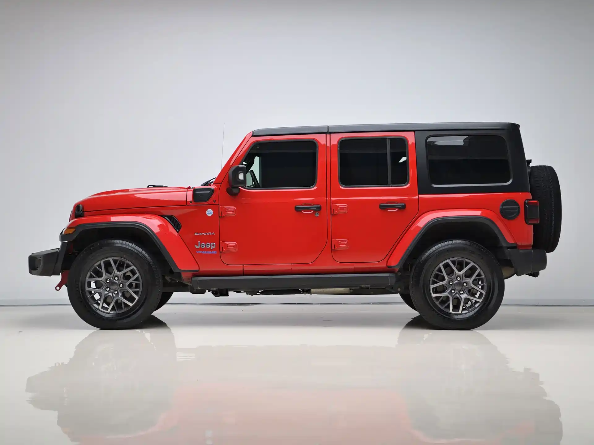 Photo 7 - Jeep Wrangler 4xe