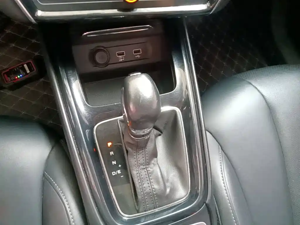 Roewe i5 2018 2019 1.5L Auto 4G Langhao Edition