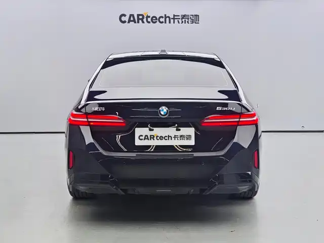 BMW 5 Series 2026 Model Year Facelift 530Li Leading M Sport Package — фото 5